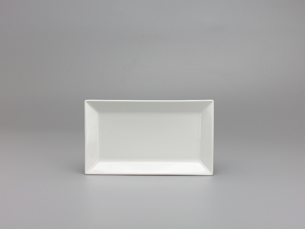 Minh Long Daisy Rim Rectangular Plate 22 x 13CM 462204000