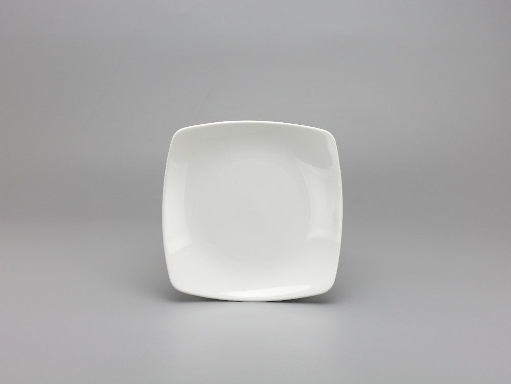 Minh Long Daisy Flat Square Plate 18CM 391815000