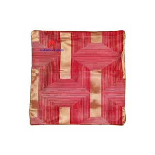 Red Lily Red Lily မှီအုံး(ကတ္တီပါ) (20" x 20") PI25 CMO13